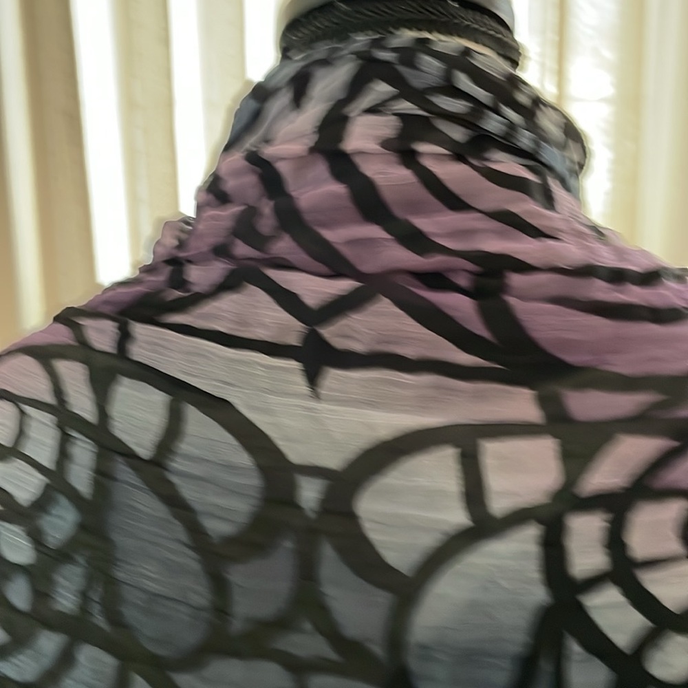 Scarf/wrap Sheer. multi leopard pattern - Picture 2 of 7